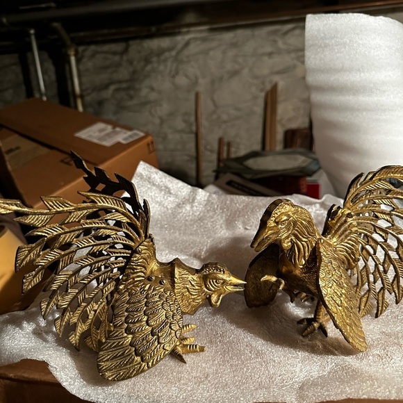 Rare Solid Bronze Two Roosters - Vintage Decor - Picture 1 of 9